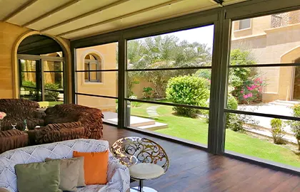 اجرای پنجره گیوتینی