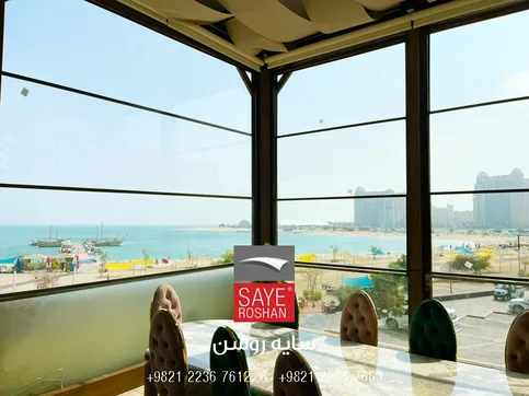 پنجره برقی گیوتینی