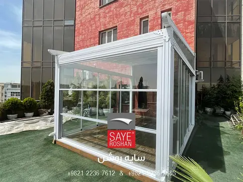 پنجره گیوتینی سه پانل